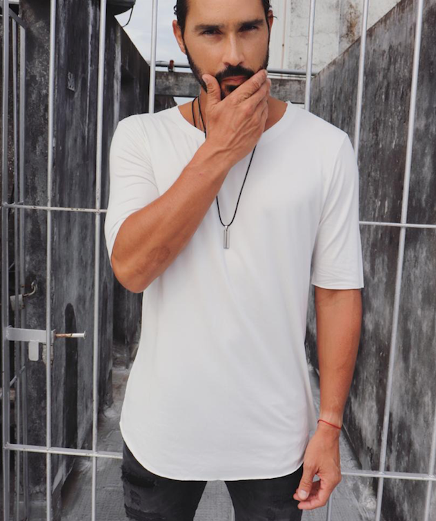 White URBAN T-shirt