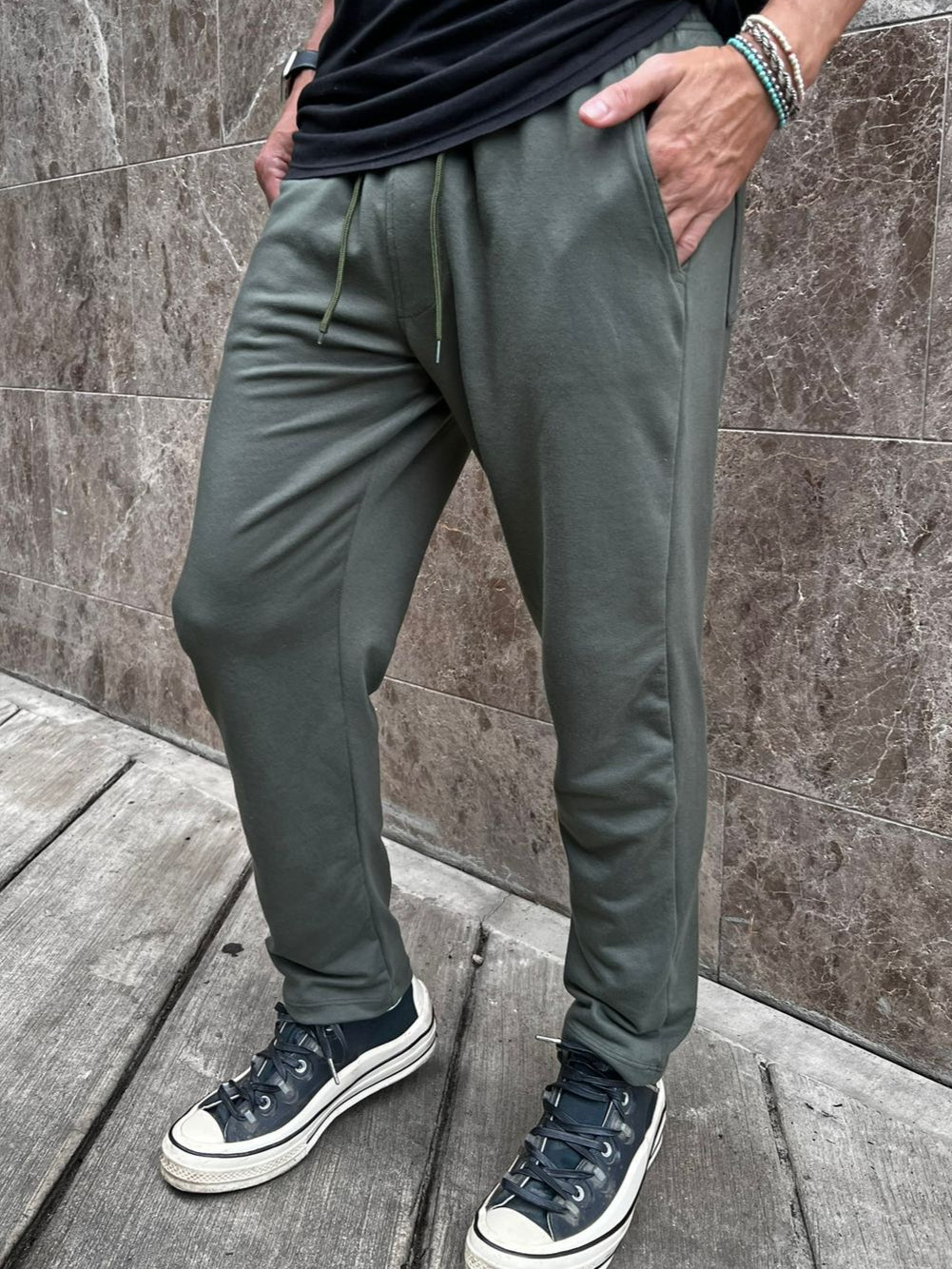 Pantalón JOGGER Classic Verde Oliva
